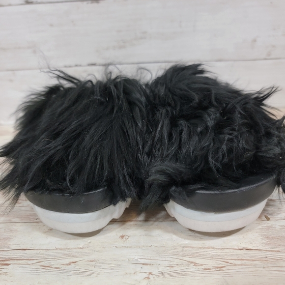 Ariana Bohling Suri alpaca slide sandals - Picture 11 of 12